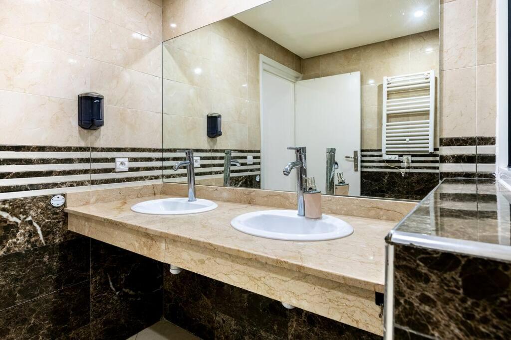 Tt Holidays Hassan Tower 3Bedrooms Rabat Bagian luar foto